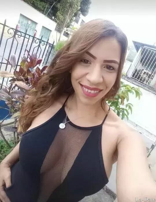 Sharon, 32