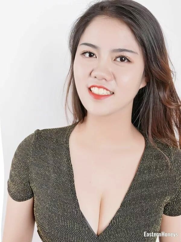 Mian Profile image 5