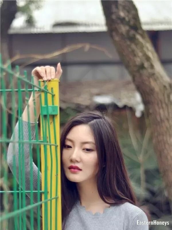 Huiting, 24