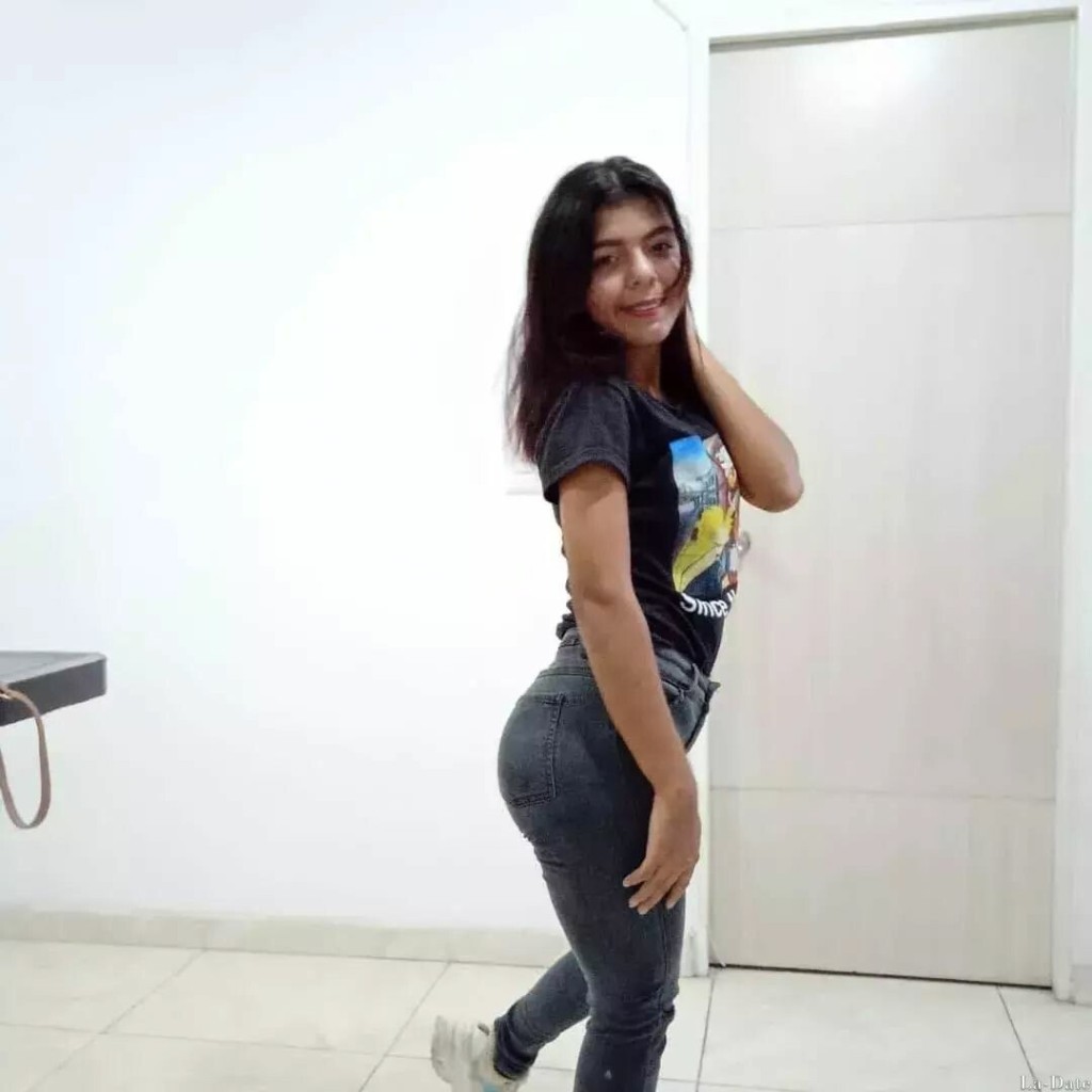 Oriana Profile image 4