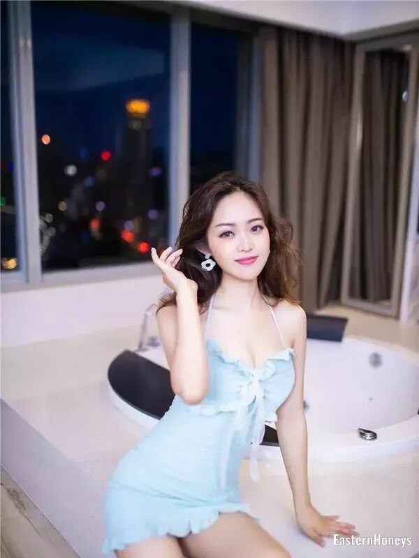 Amy Profile image 2