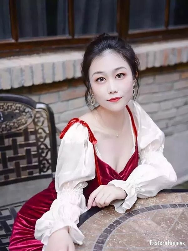 Minglan Profile image 2