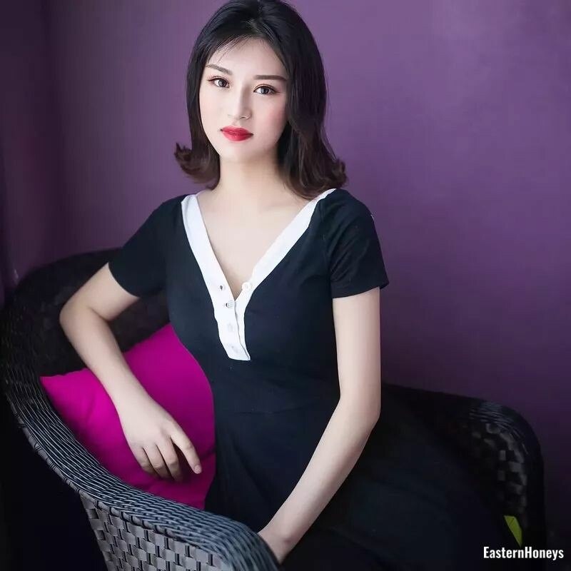 Nancy Profile image 3